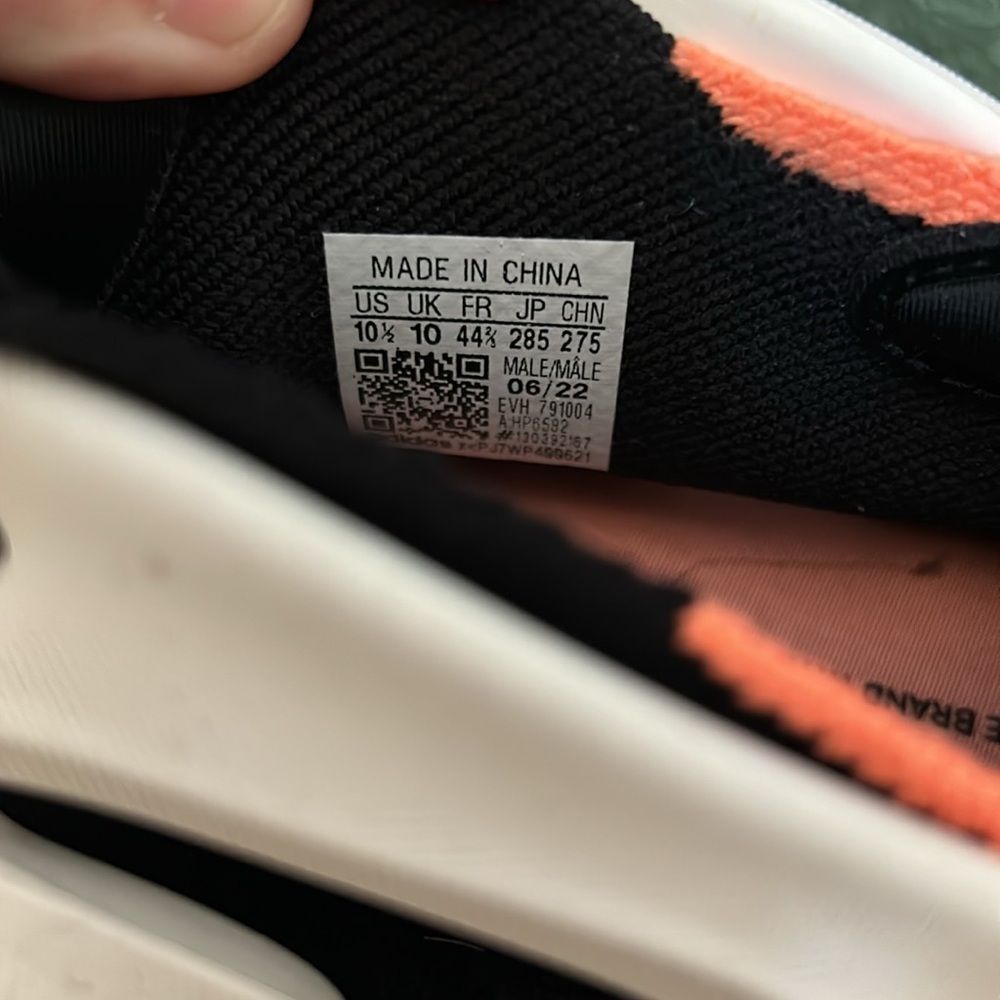 Adidas Originals AdiFOM Q Sneaker - Picture 5 of 9
